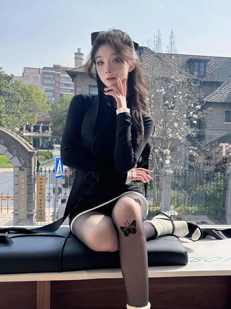 御姐玫瑰：你弟弟的最爱游戏，带你体验刺激的砍杀快感