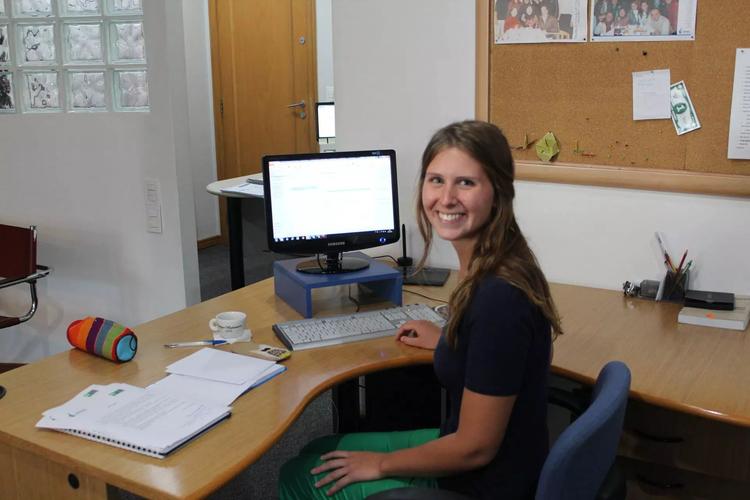 办公室潜规则下载地址分享，手把手教你免费获取！