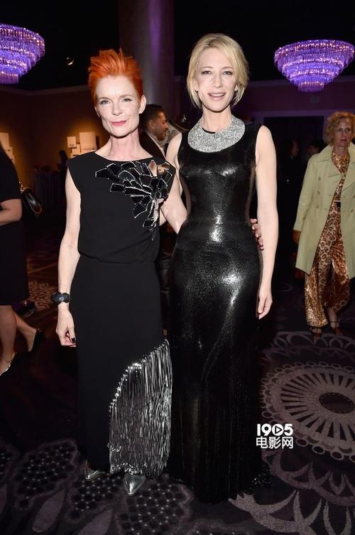 想找艾米丽布兰切特？这个下载方法不能错过！