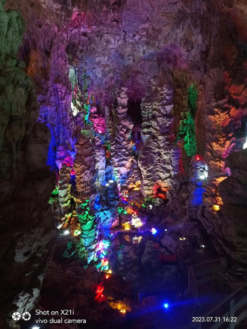 凌霄峡好玩吗?去过的人都说这几个地方值得看!