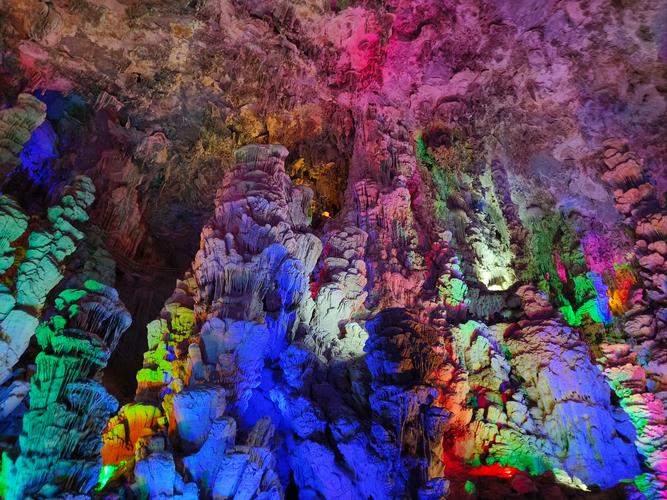 凌霄峡好玩吗?去过的人都说这几个地方值得看!