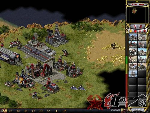 红警2兵临城下4黄金版完整版:海战巨富等你征服