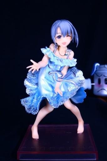 カスタムレイドV：值得一玩吗？玩家真实体验分享