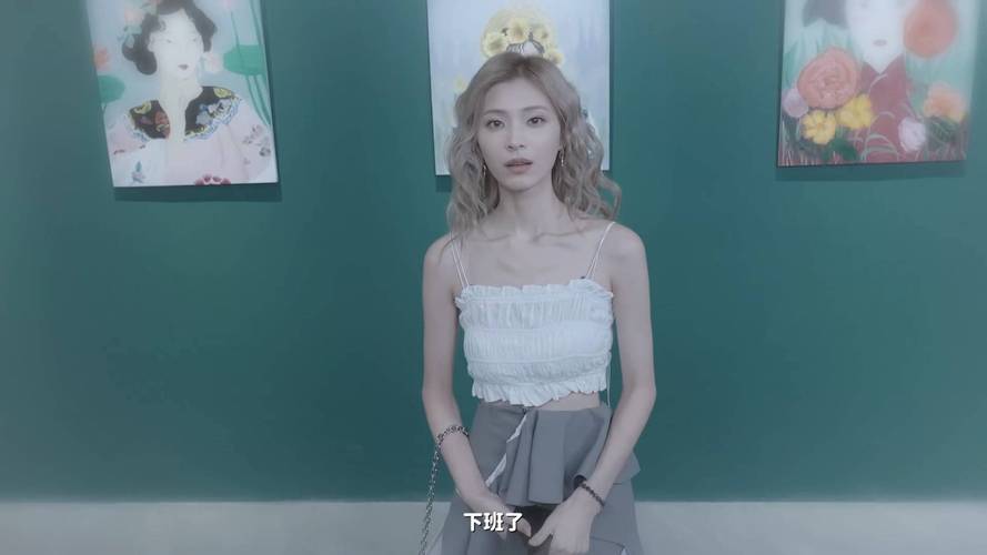 完蛋！我被美女包围了要钱？这款游戏火爆全网！