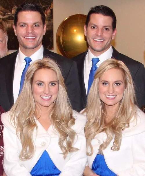 GW2游戏玩家奇葩行为:连体人横行闹市引热议