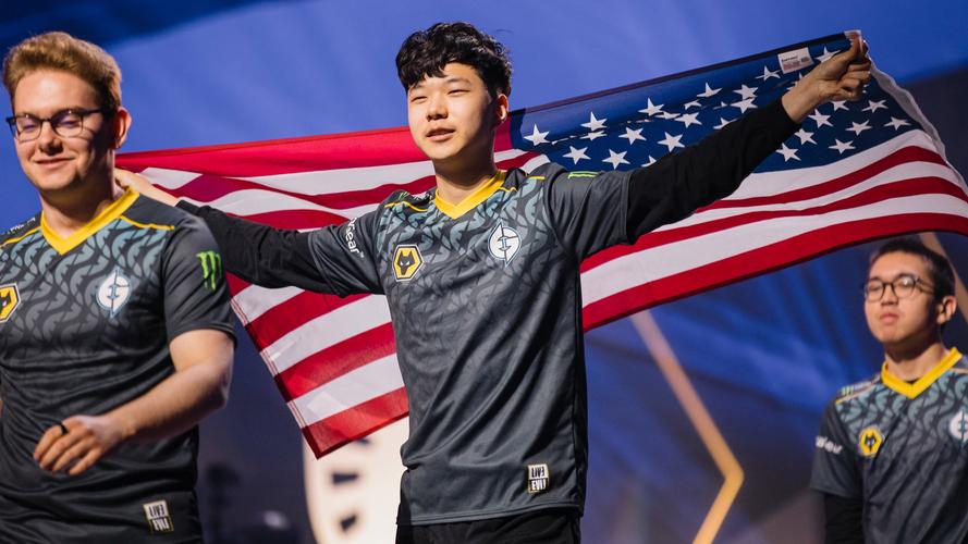 酒桶之神Fnatic:重温经典比赛瞬间