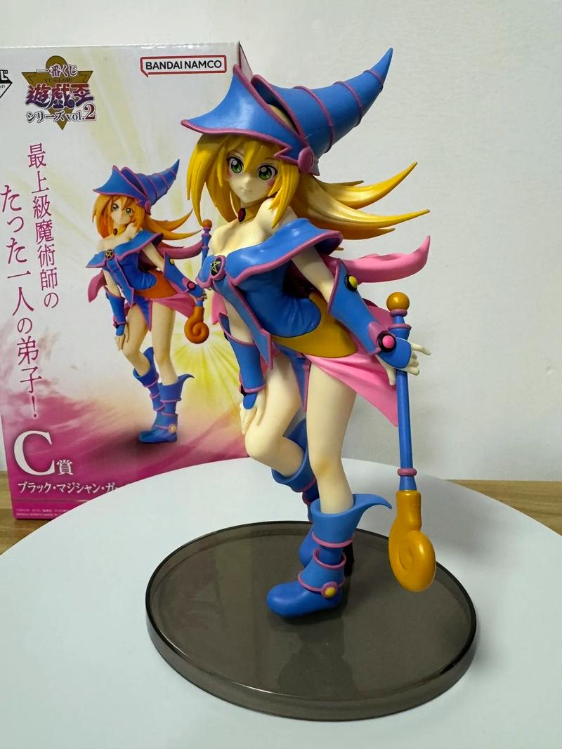 超人气游戏女巫训练师：沉浸式养成，打造你的魔法少女！