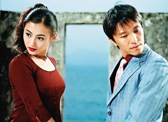 想当明星？成名之路V0.1更新地址带你实现梦想！