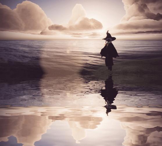 安卓游戏推荐：巫师的悖论内含海阁，等你探索