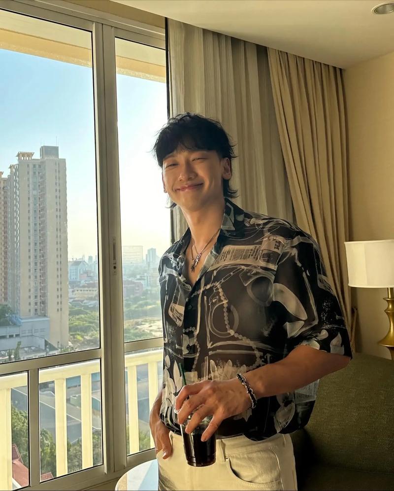 最近火爆的Rainnight雨杨过游戏是什么?值得一玩吗?