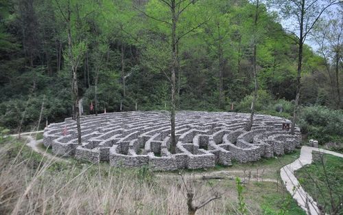 恶魔迷宫官方网站:探秘惊险刺激的迷宫世界