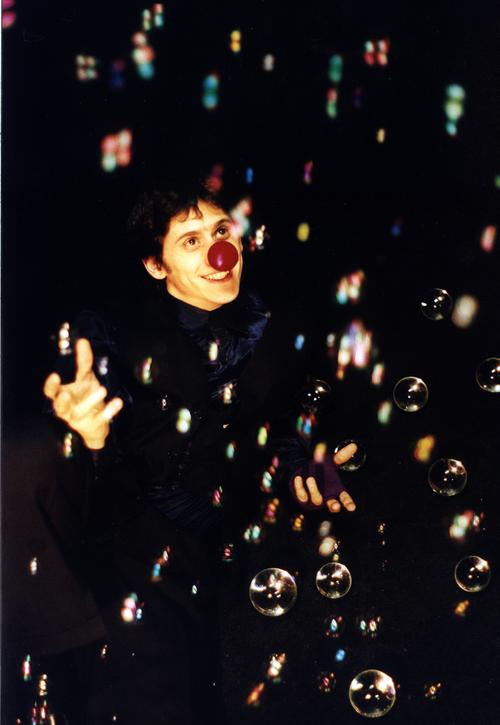 百度网盘35岁魔术师游戏下载，高速稳定的下载通道