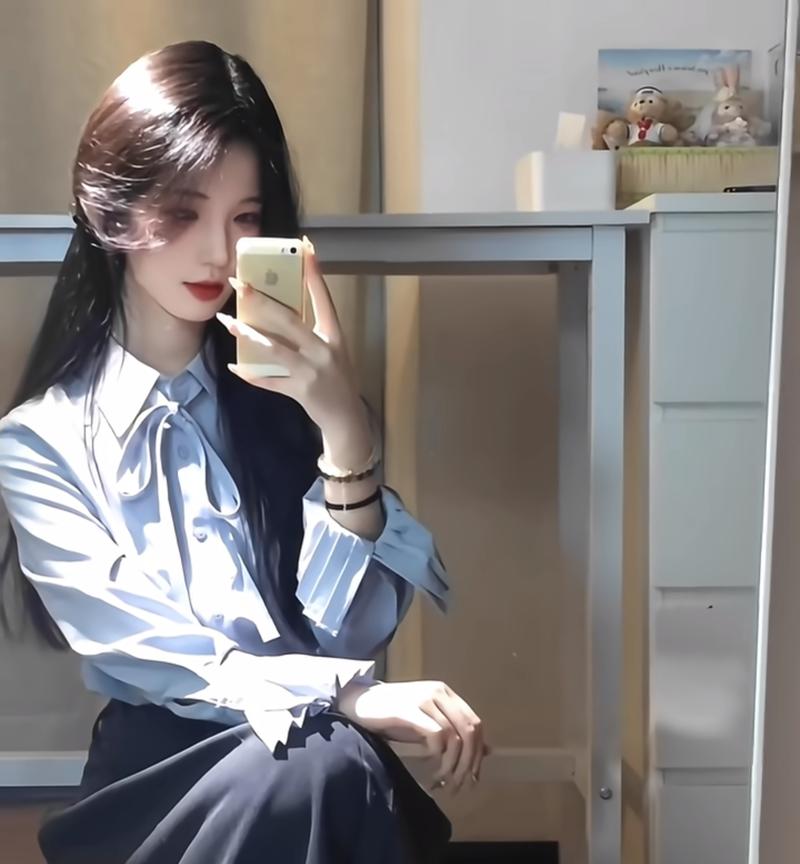 热辣可爱制服游戏下载大全:满足你的换装愿望!