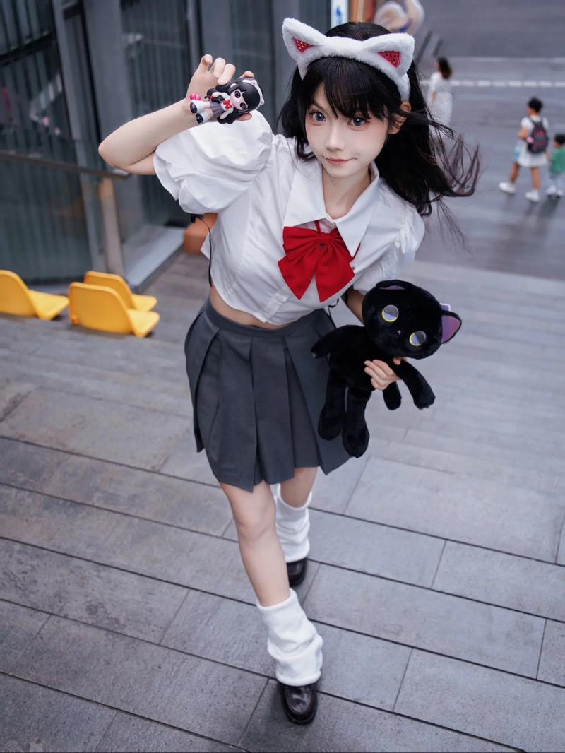 各类桌面手办版本大全：收藏爱好者必备指南