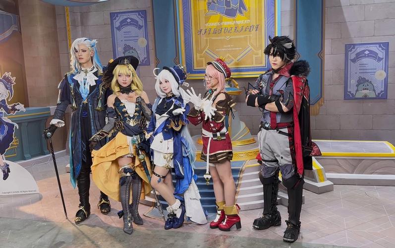 想看coser花絮?更新地址都在这里,快来收藏!