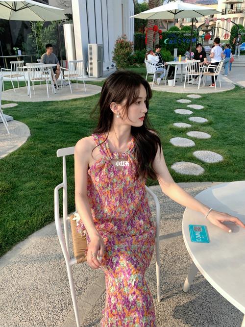 如何快速下载夏日风情?简单方法分享!