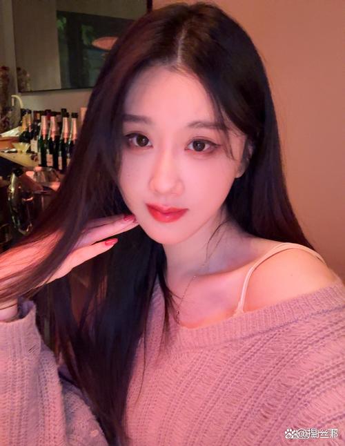 轩子巨二兔更新地址哪个快?这三处渠道立马能看!